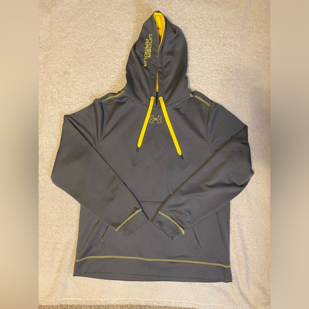Under Armour Hoodie EUC. Men’s XLT